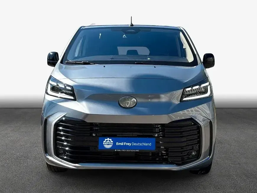 Neu Toyota Proace Verso 179 PS (131 kW) 2026 Silber Kombi