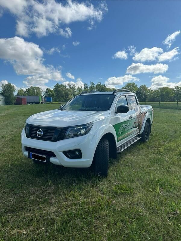 Weiß Gebraucht 2019 Nissan Navara N-Guard Abholung | 24.999 € (Guter Preis) - Bild 1/4