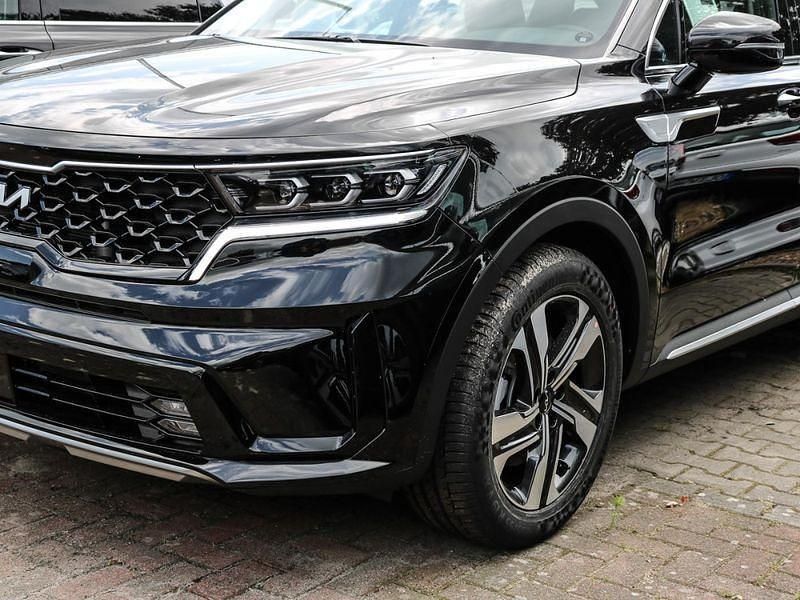 Schwarz Gebraucht 2023 Kia Sorento SUV | 50.099 € (Etwas zu teuer) - Bild 1/4