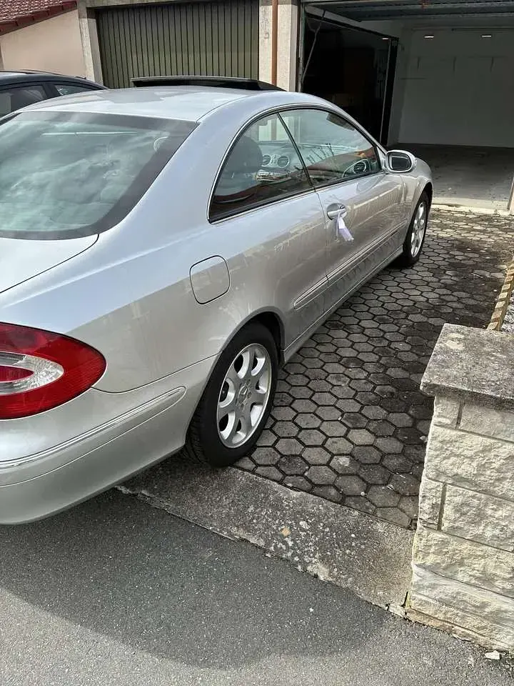 Gebraucht Mercedes CLK240 Elegance 170 PS (125 kW) 2002 Silber Coupé