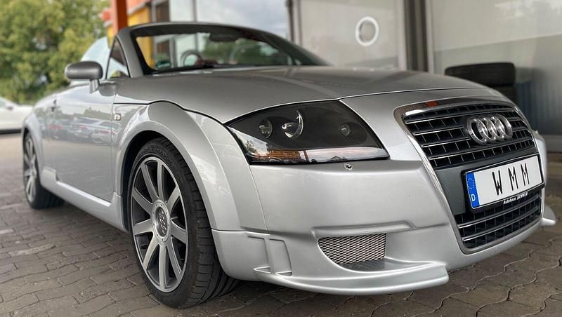Silber Gebraucht 2005 Audi TT S-Line Cabrio | 11.399 € - Bild 1/4