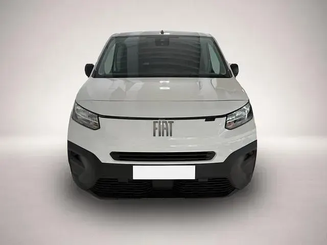 Neu Fiat Doblò 102 PS (75 kW) 2026 Manufacturer Van / Kleinbus