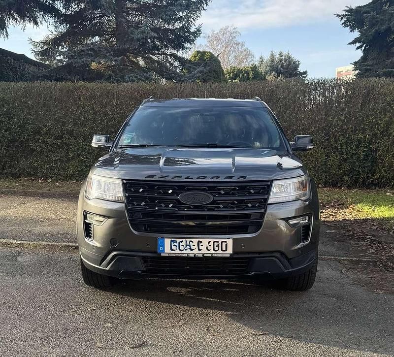 Gebraucht Ford Explorer 204 PS (150 kW) 2018 Grau SUV