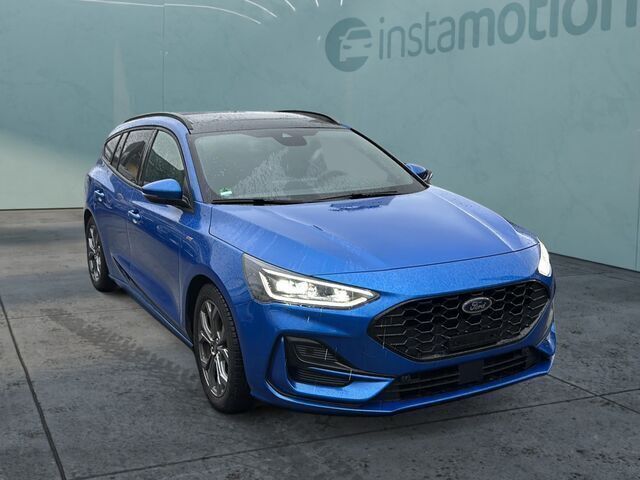 Blau Gebraucht 2023 Ford Focus ST-Line Kombi | 25.500 € (Etwas zu teuer) - Bild 1/2