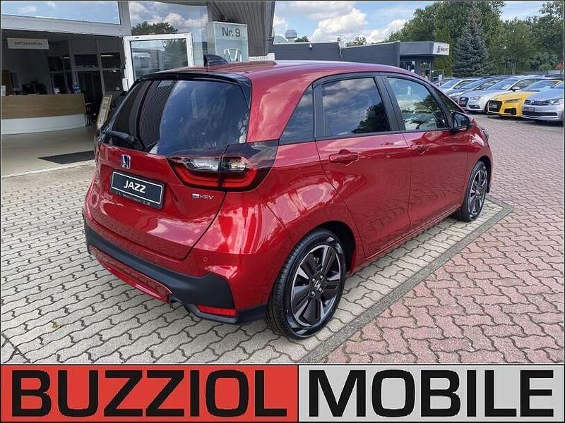 Gebraucht Honda Jazz Advance 122 PS (89 kW) 2023 Rot Kleinwagen