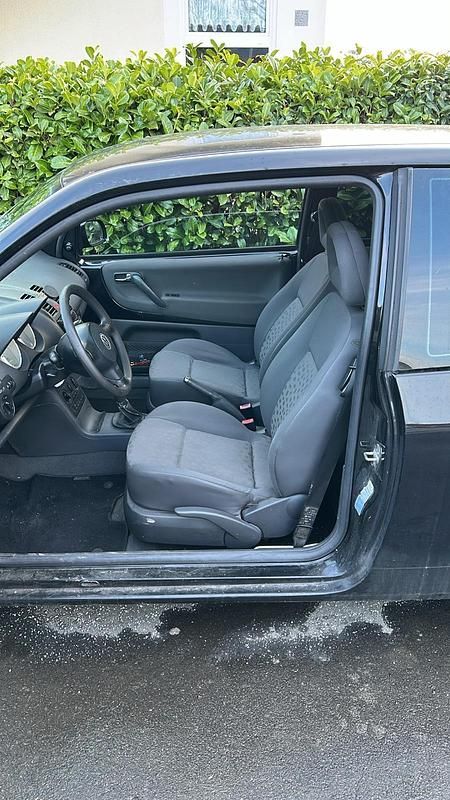 Gebraucht VW Lupo 75 PS (55 kW) 1999 Schwarz Kleinwagen