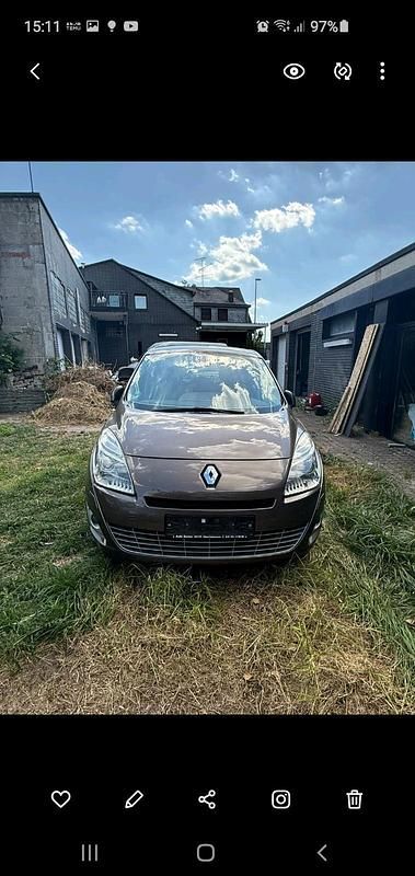 Violet Gebraucht 2009 Renault Scénic III Van / Kleinbus | 3.450 € (Superpreis) - Bild 1/4