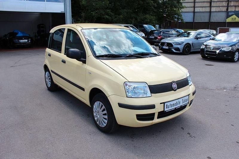 Gelb Gebraucht 2012 Fiat Panda Classica Kleinwagen | 2.990 € (Guter Preis) - Bild 1/4