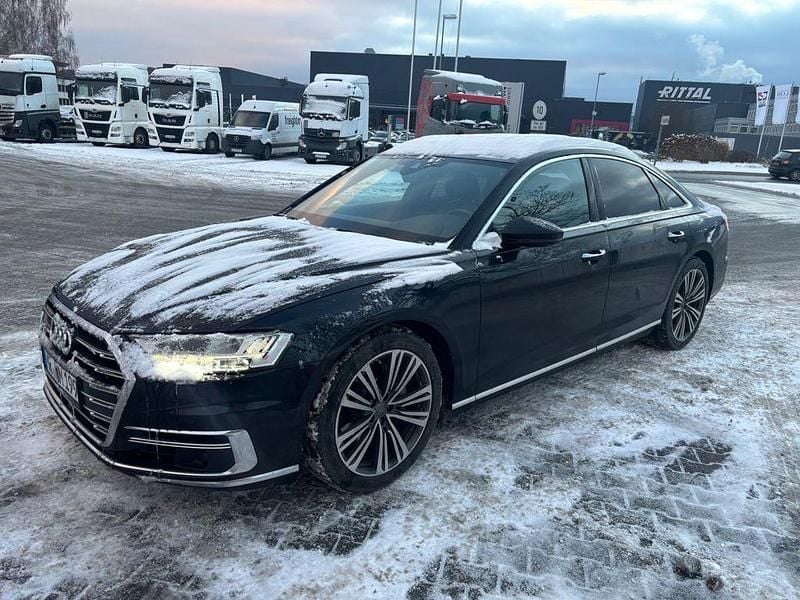 Schwarz Gebraucht 2018 Audi A8 Ambiente Limousine | 37.900 € (Superpreis) - Bild 1/4