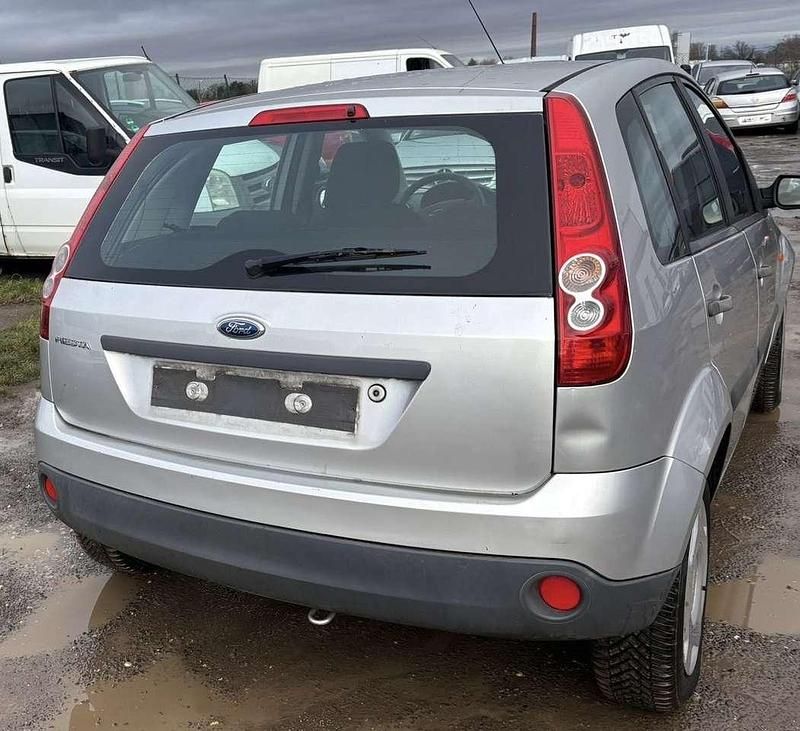 Gebraucht Ford Fiesta Ambiente 69 PS (50 kW) 2007 Other Limousine