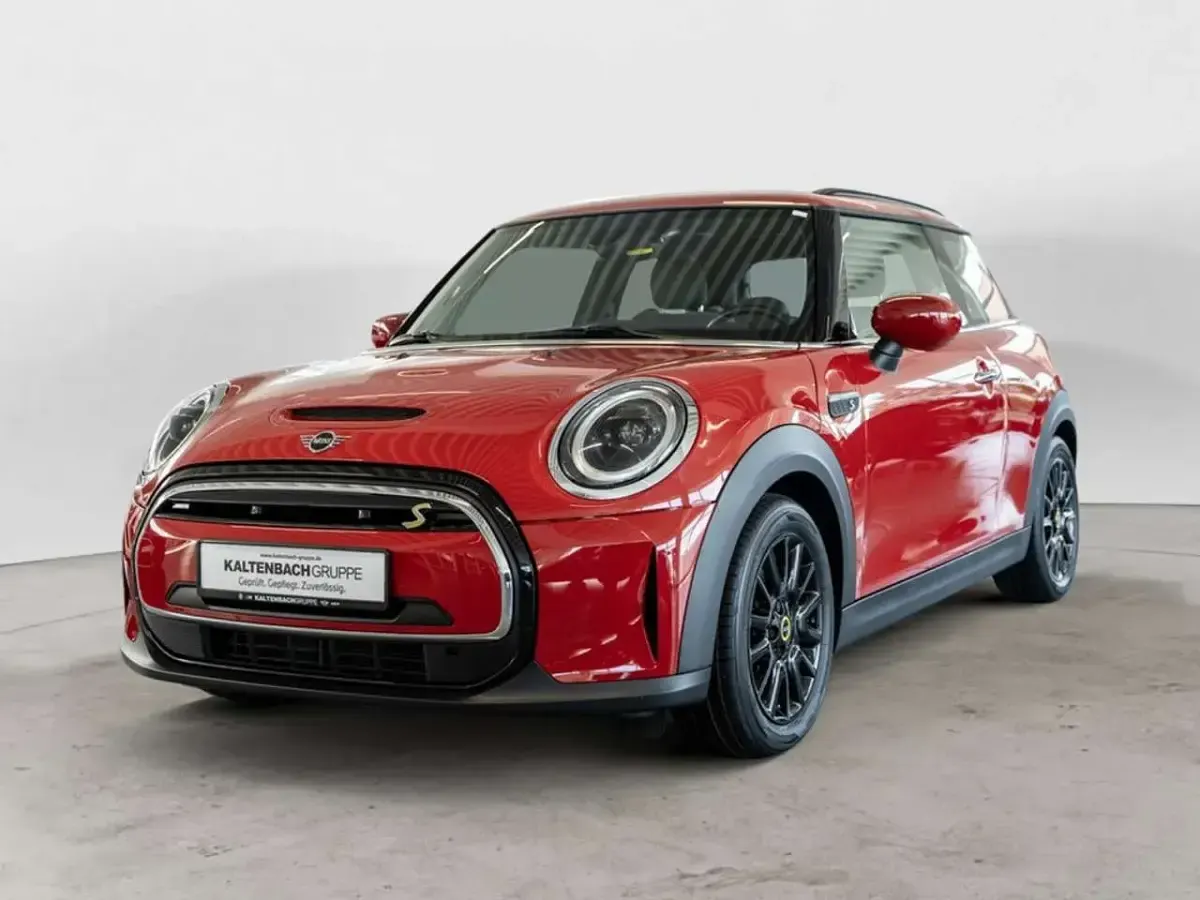 Gebraucht Mini Cooper SE Classic 135 kW (184 PS) 2022 Rot Kleinwagen
