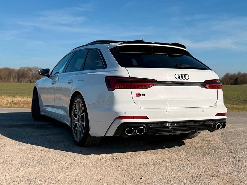 Gebraucht Audi S6 Ambiente 367 PS (269 kW) 2021 Weiß Kombi