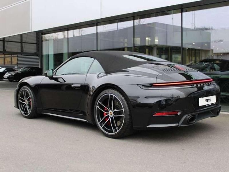 Gebraucht Porsche 911 Carrera S Cabriolet 480 PS (353 kW) 2025 Tiefschwarzmetallic Cabrio