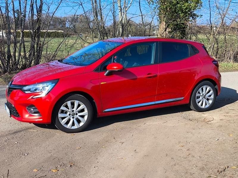 Gebraucht Renault Clio IV Experience 101 PS (74 kW) 2019 Rot Limousine