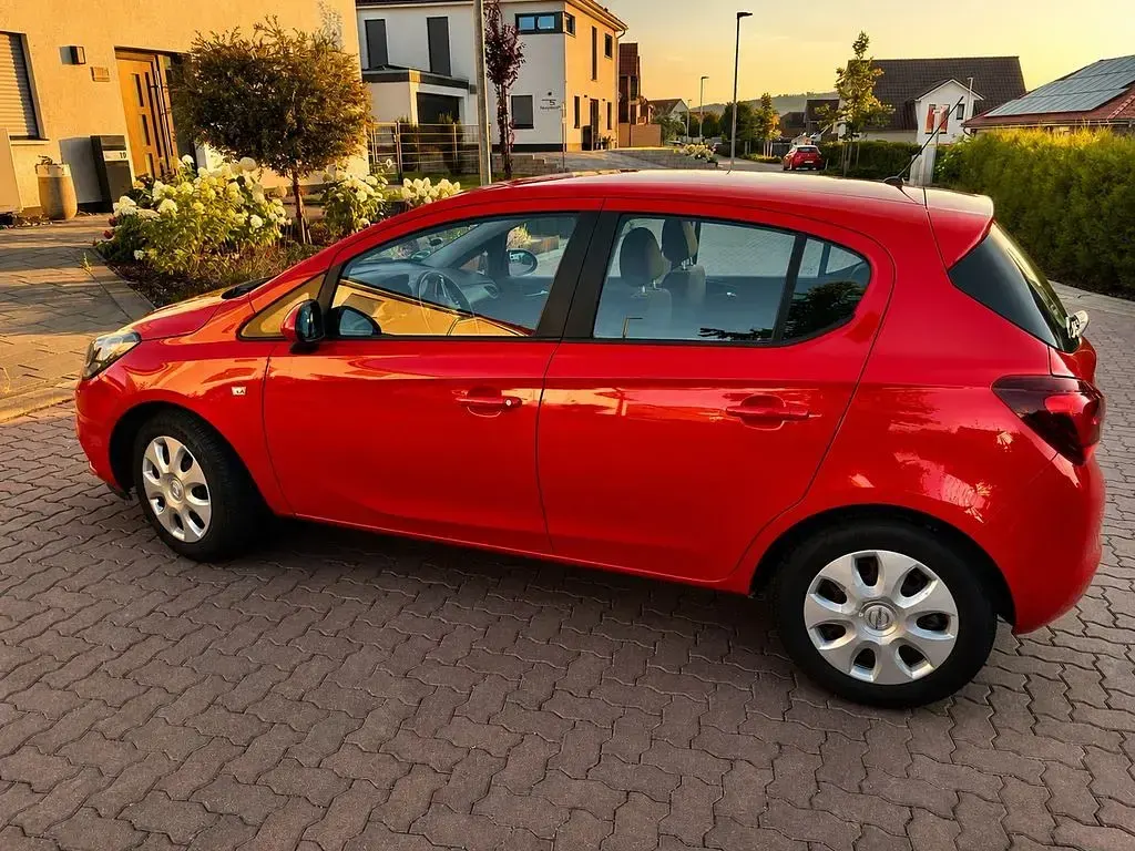 Gebraucht Opel Corsa Edition 70 PS (51 kW) 2017 Rot Kleinwagen