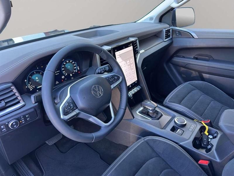 Neu VW Amarok 241 PS (177 kW) 2025 Grau Pickup