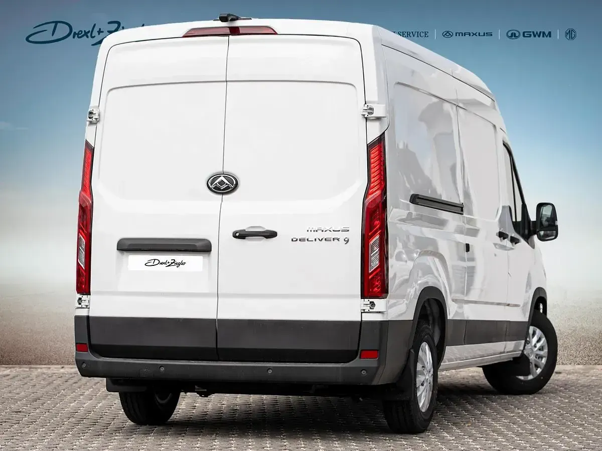 Neu Maxus V90 148 PS (108 kW) 2026 Warm white Van