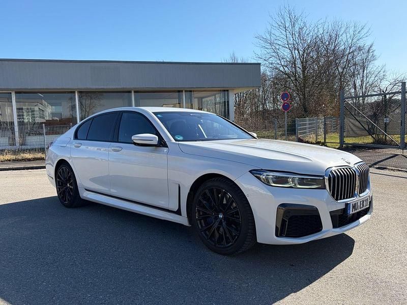 Gebraucht BMW 730 Shadowline 265 PS (194 kW) 2019 Weiß Limousine