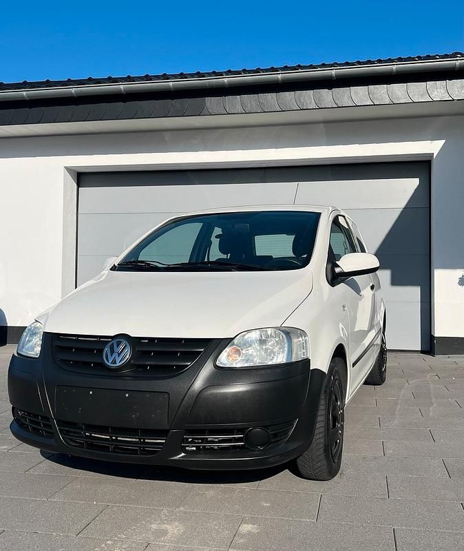 Gebraucht VW Fox 55 PS (40 kW) 2007 Weiß Kleinwagen