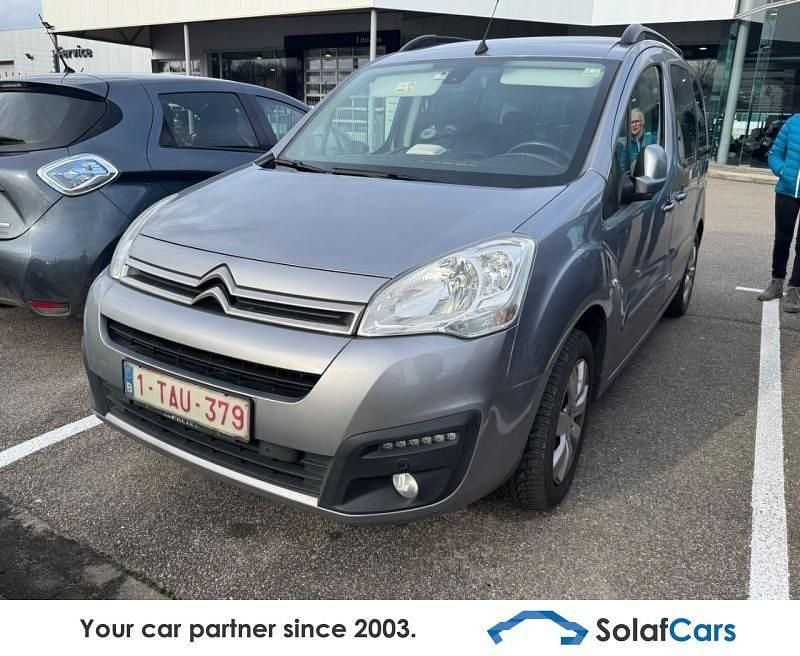 Grau Gebraucht 2017 Citroën Berlingo PureTech Van / Kleinbus | 6.200 € (Superpreis) - Bild 1/4