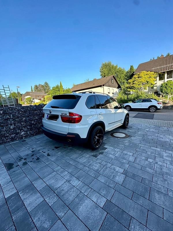 Weiß Gebraucht 2009 BMW X5 SUV | 9.500 € (Superpreis) - Bild 1/4