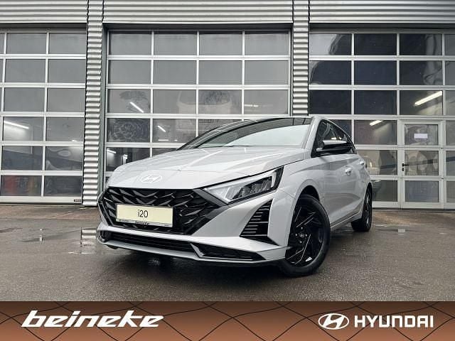 Neu Hyundai i20 Blackline 90 PS (66 kW) 2026 Grau Limousine