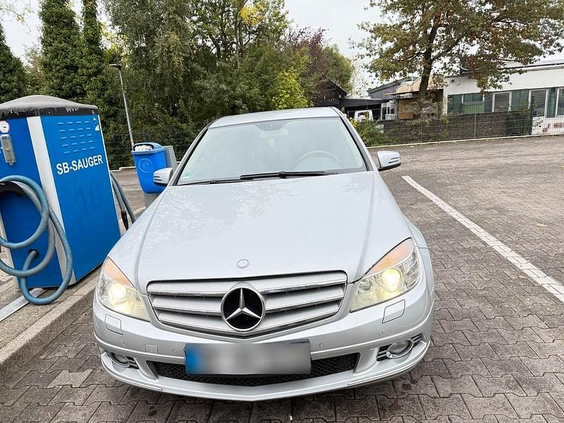 Gebraucht Mercedes C220 170 PS (125 kW) 2010 Silber Limousine