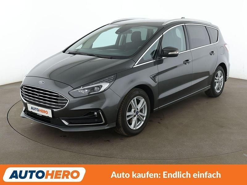 Usado Ford S-MAX Titanium 150 HP (110 kW) 2023 Cinzento Monovolume