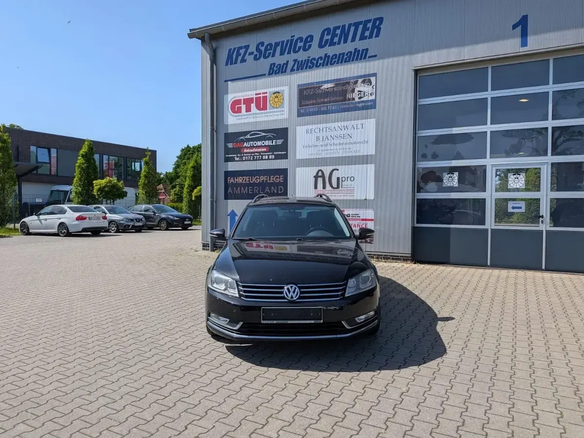 Usata VW Passat 140 CV (102 kW) 2012 Nero Station wagon