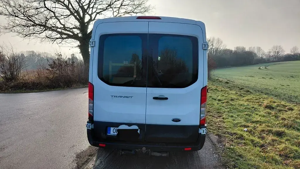 Używany Ford Transit 105 KM (77 kW) 2017 Biały Sedan/Limuzyna
