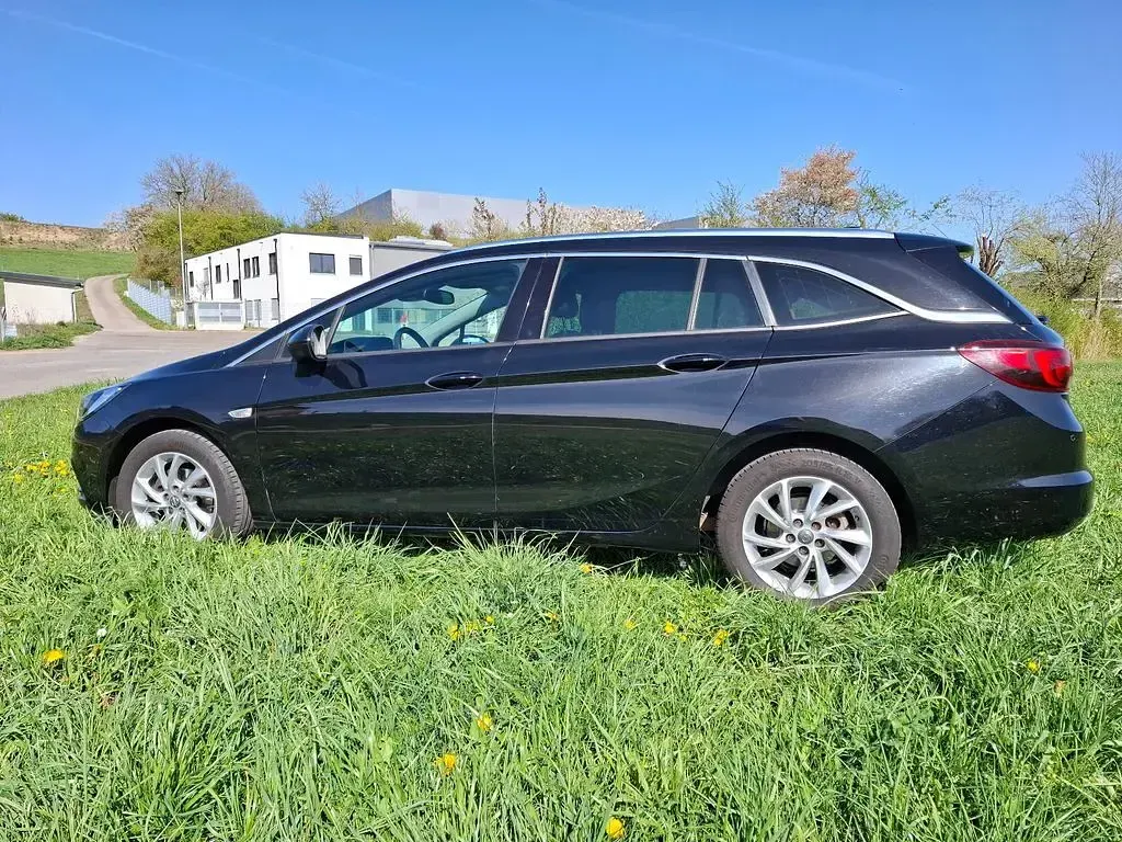 Gebraucht Opel Astra Innovation 150 PS (110 kW) 2016 Schwarz Kombi