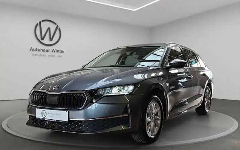 Używany Skoda Octavia Selection 150 KM (110 kW) 2024 Szary Kombi