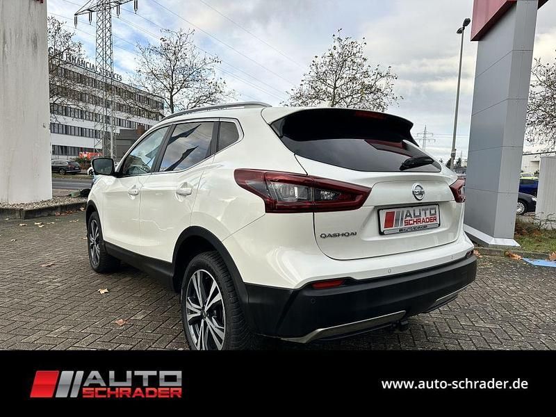 Gebraucht Nissan Qashqai Zama 158 PS (116 kW) 2021 Weiß SUV