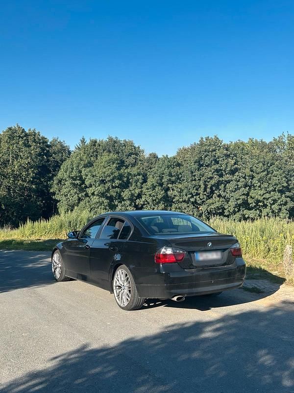 Gebraucht BMW 318 Performance 143 PS (105 kW) 2008 Schwarz Limousine