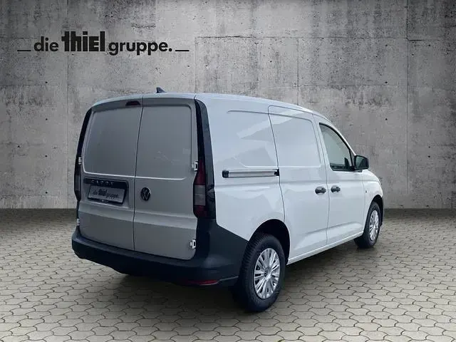 Gebraucht VW Caddy 102 PS (75 kW) 2024 Weiß Van / Kleinbus