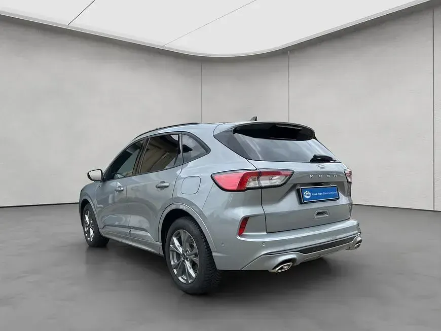 Gebraucht Ford Kuga ST-Line X 150 PS (110 kW) 2024 Solar silver metallic SUV