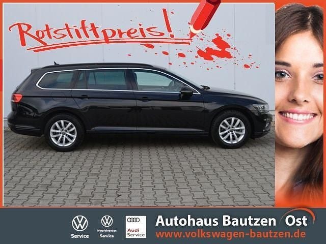 Deep black perleffekt Gebraucht 2022 VW Passat Business Kombi | 30.790 € (Etwas zu teuer) - Bild 1/4