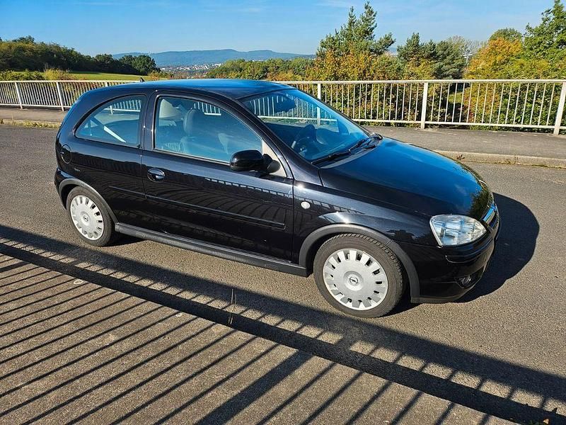 Schwarz Gebraucht 2006 Opel Corsa Limousine | 3.999 € (Teuer) - Bild 1/4