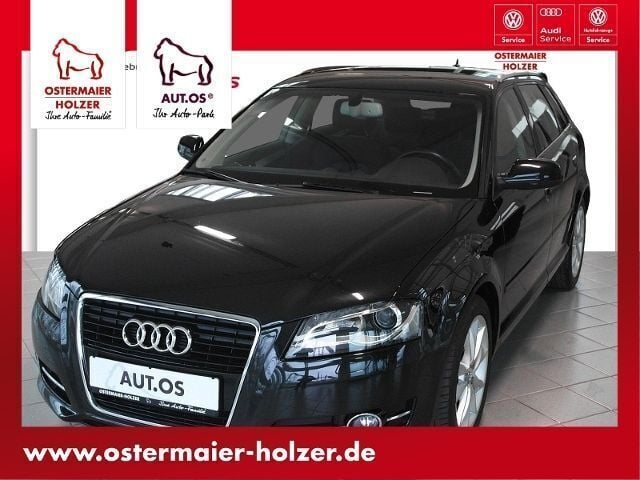 Schwarz metallic Gebraucht 2012 Audi A3 Sportback Ambition Kleinwagen | 16.860 € - Bild 1/4