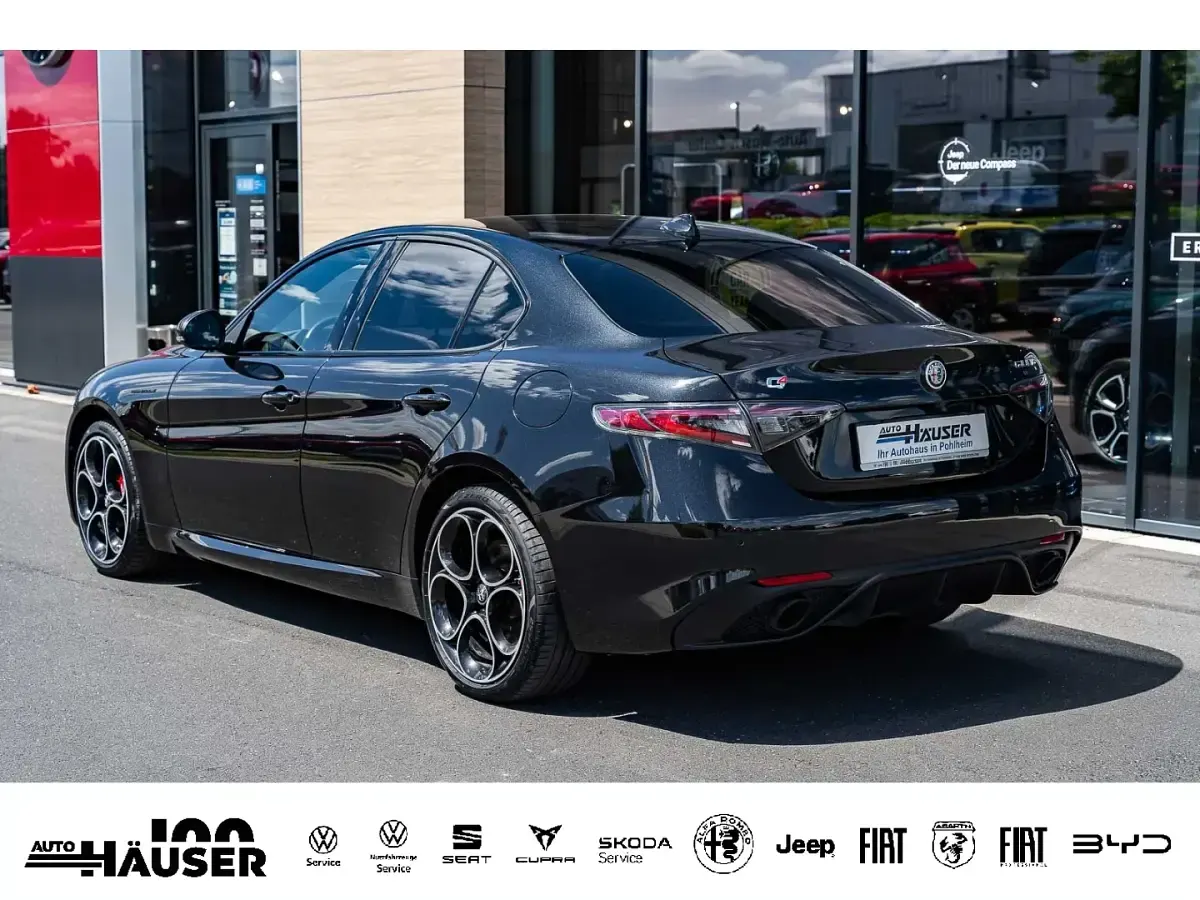 Gebraucht Alfa Romeo Giulia Competizione 280 PS (205 kW) 2023 Schwarz Limousine
