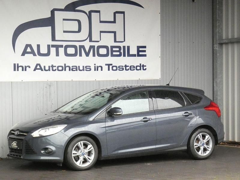 Gebraucht Ford Focus 125 PS (91 kW) 2014 Grau Limousine