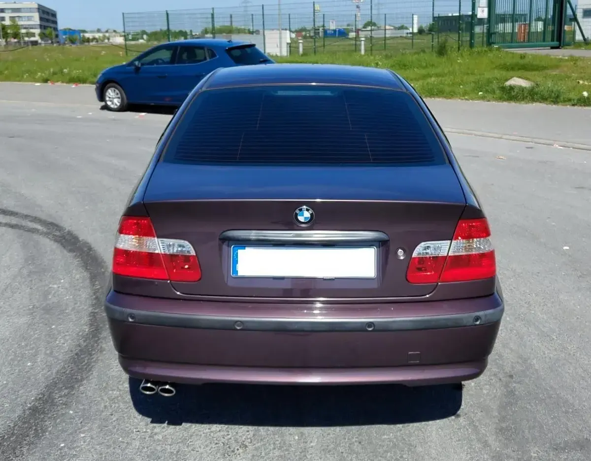 Second-hand BMW 318 143 CP (105 kW) 2002 Mov Berlinǎ