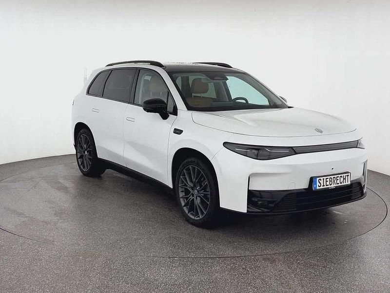 Neu Leapmotor C10 160 kW (218 PS) 2025 Weiß SUV