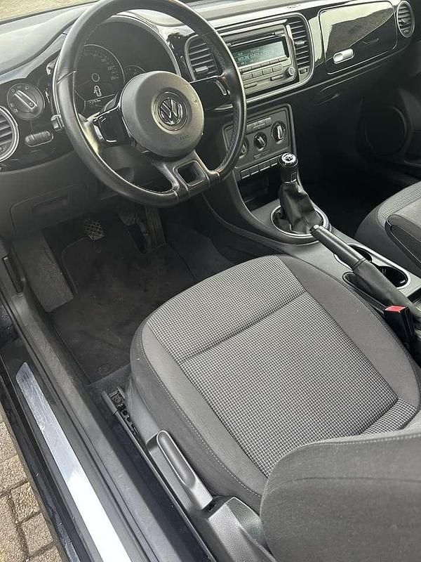 Gebraucht VW Beetle Design 105 PS (77 kW) 2011 Kleinwagen