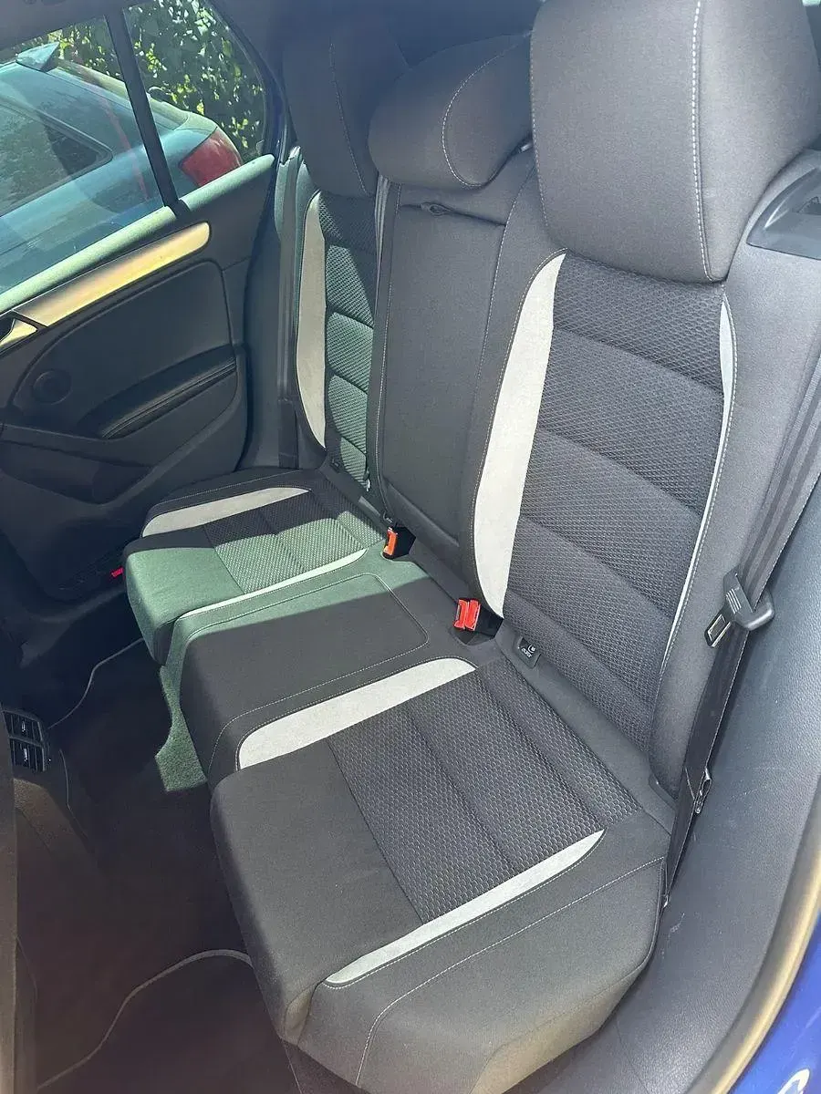 Używany VW Golf VI R 271 KM (199 kW) 2011 Niebieski Hatchback