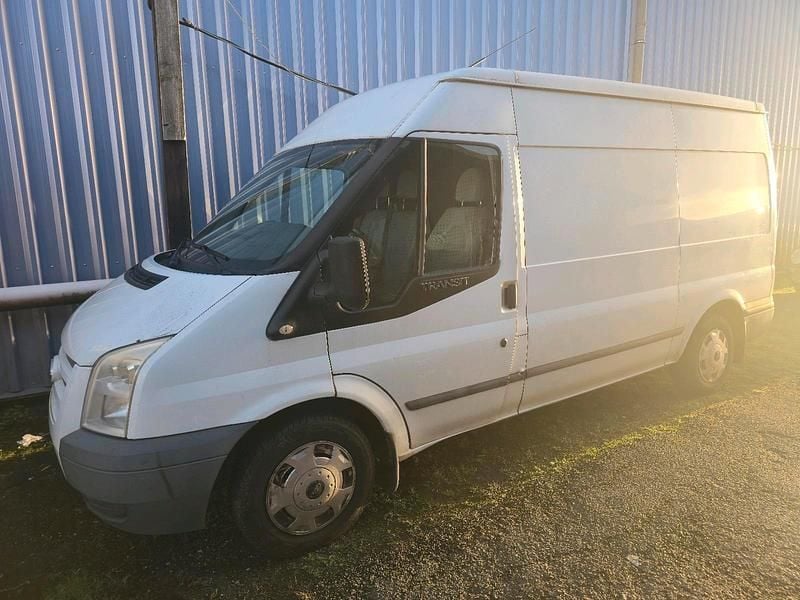 Gebraucht Ford Transit Trend 140 PS (102 kW) 2012 Weiß Van / Kleinbus