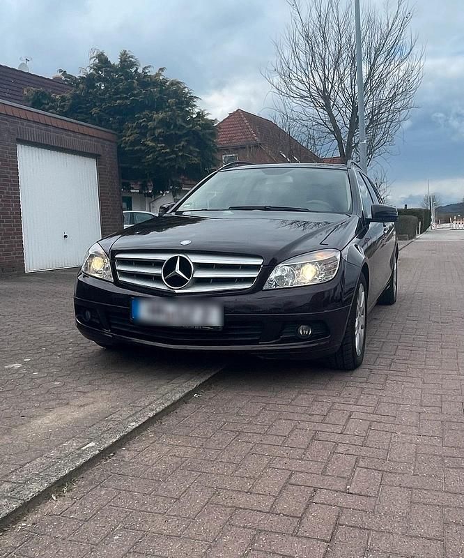 Gebraucht Mercedes C200 136 PS (100 kW) 2012 Braun Kombi