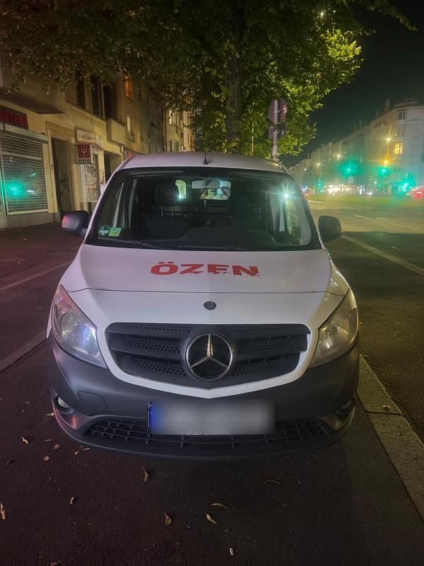 Weiß Gebraucht 2015 Mercedes Citan 109 Kleinwagen | 4.400 € (Teuer) - Bild 1/4