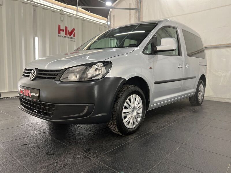 Silber Gebraucht 2014 VW Caddy Trendline Van / Kleinbus | 10.890 € (Fairer Preis) - Bild 1/4