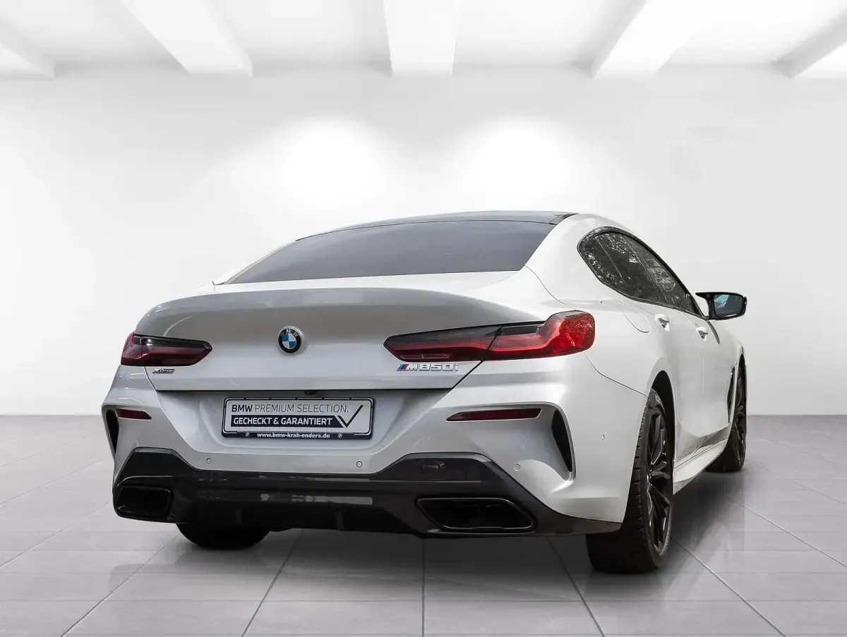 Gebraucht BMW M850 M Performance 530 PS (389 kW) 2023 Mineralweiss metallic Coupé